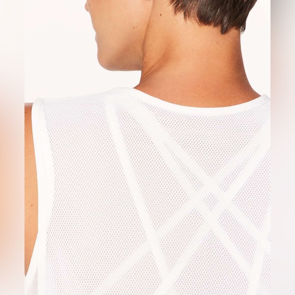 Lululemon Athletica || Mesh on Mesh Tank - Picture 5 of 11